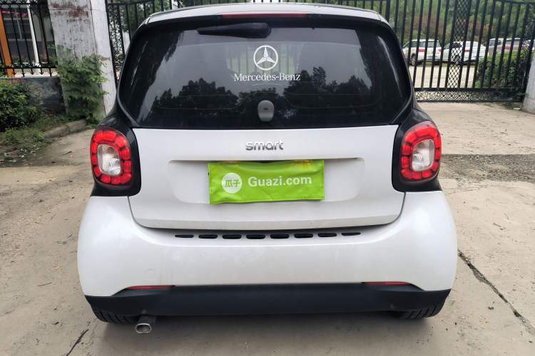 Used smart fortwo 2018 0.9T 66 kW Yaojin Special Edition China V Standard Rear