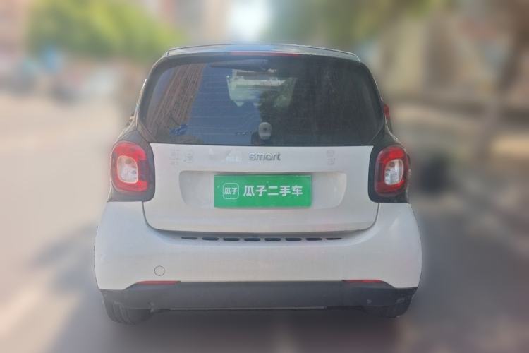 Used smart fortwo 2018 1.0L 52kW Hardtop Passion Edition China V Standard Rear