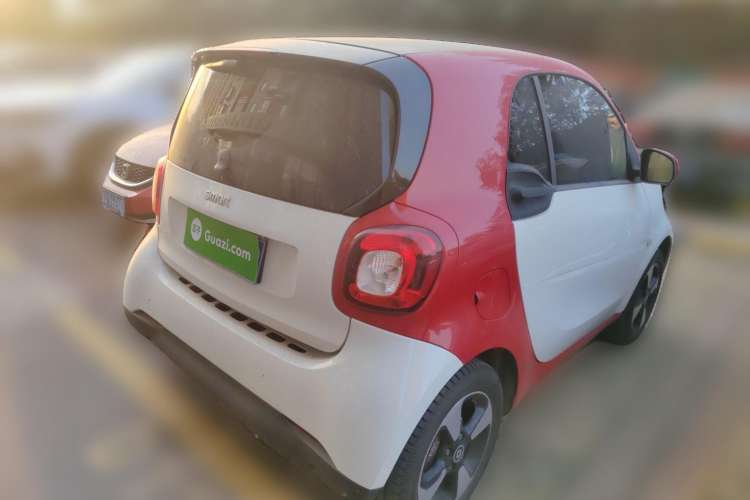 Used smart fortwo 2018 1.0L 52kW Hardtop Passion Edition China V Standard Rear Right 45 Deg