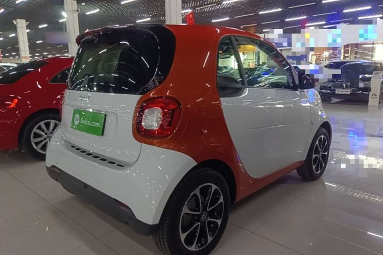 Used smart fortwo 2018 1.0L 52kW Hardtop Passion Edition China V Standard Rear Right 45 Deg