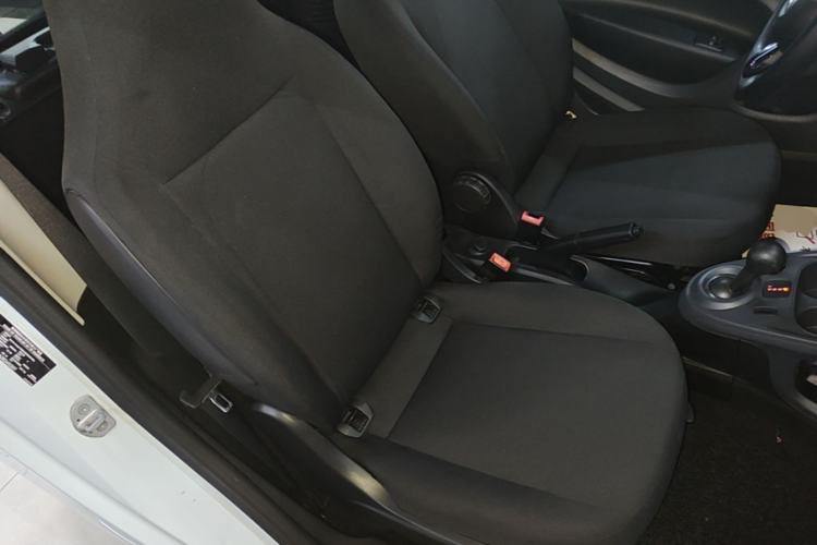 Used smart fortwo 2018 1.0L 52kW Hardtop Dynamic Version China V Right Front Seat