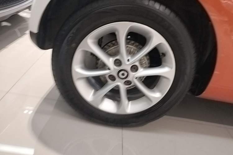 Used smart fortwo 2018 1.0L 52kW Hardtop Dynamic Version China V Right Rear Wheel Hub