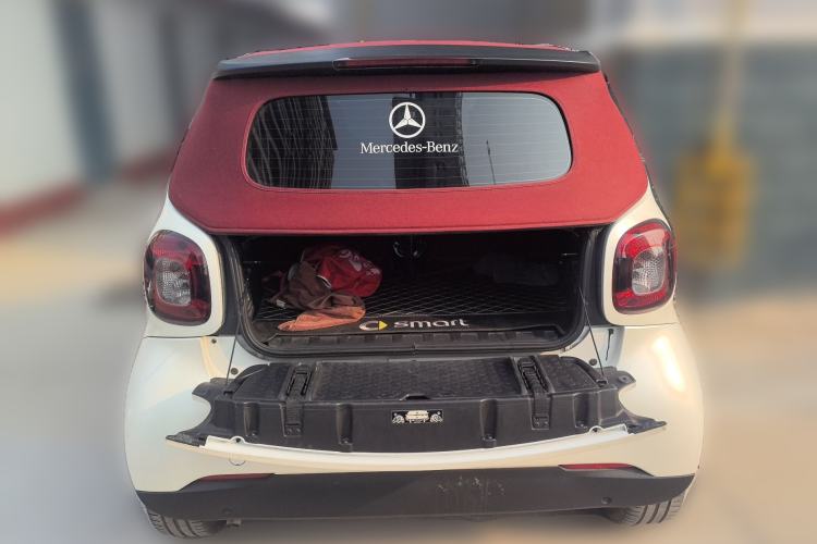 Used smart fortwo 2018 1.0L 52kW Convertible Passion Edition China V Standard Trunk