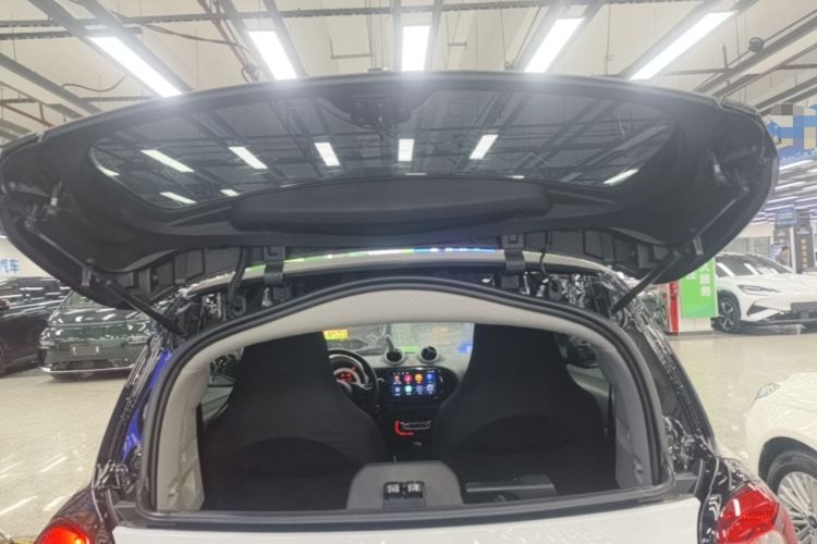 Used smart fortwo 2018 1.0L 52kW Hardtop Dynamic Version China V Trunk