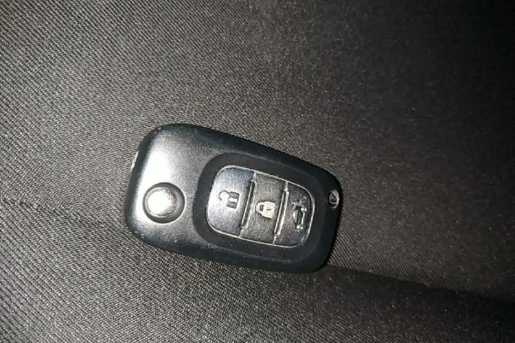 Used smart fortwo 2018 1.0L 52kW Hardtop Dynamic Version China V Vehicle Key