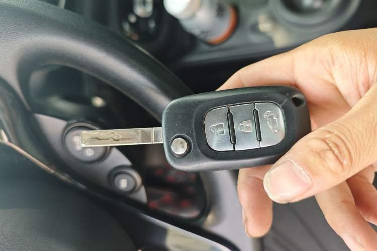 Used smart fortwo 2018 1.0L 52kW Hardtop Dynamic Version China V Vehicle Key