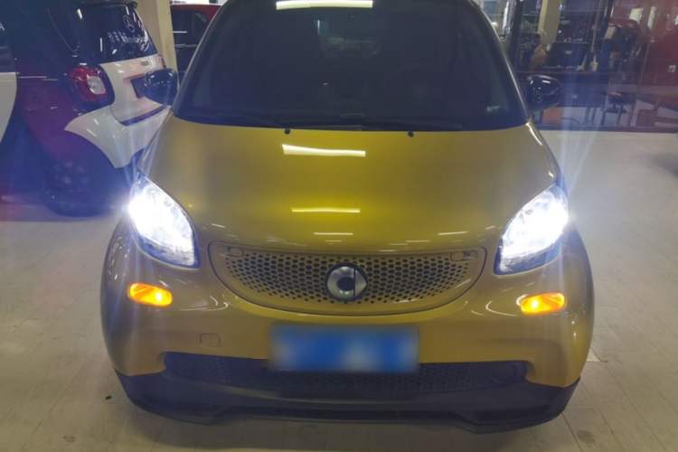 Used smart fortwo 2018 1.0L 52kW Hardtop Passion Edition China V Standard Exterior 1
