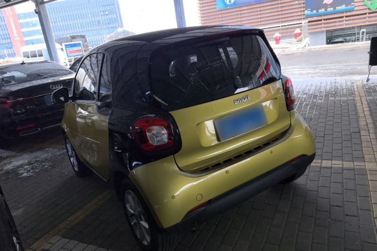 Used smart fortwo 2018 1.0L 52kW Hardtop Dynamic Version China V Exterior 2