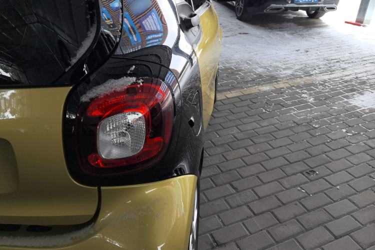 Used smart fortwo 2018 1.0L 52kW Hardtop Dynamic Version China V Exterior 3