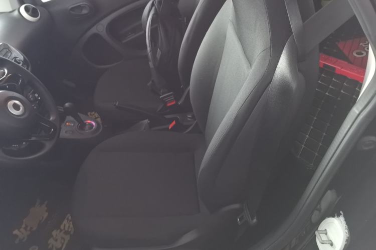 Used smart fortwo 2018 1.0L 52kW Hardtop Dynamic Version China V Left Rear Seat