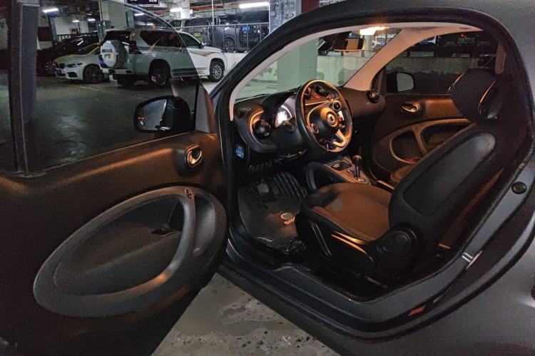 Used smart fortwo 2019 0.9T 66kW Hardtop Engine Version China VI Emission Standard Driver Seat