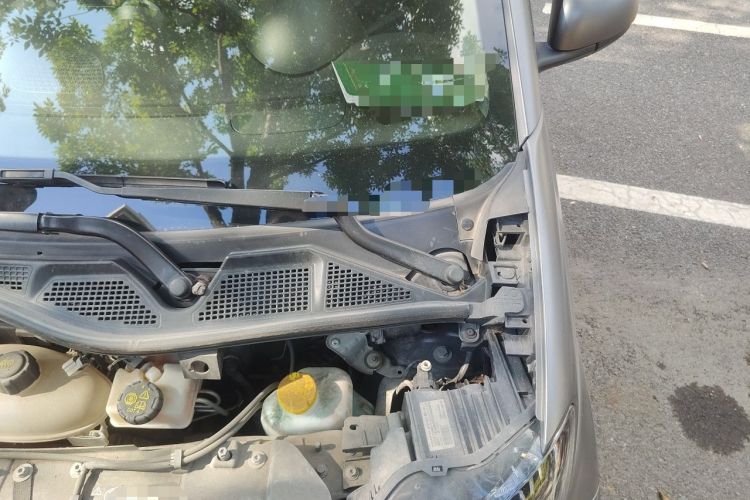 Used smart fortwo 2019 0.9T 66kW Hardtop Wind Power Edition China VI Engine Bay Left