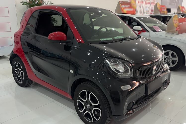 Used smart fortwo 2019 0.9T 66kW Hardtop Engine Version China VI Emission Standard Exterior 2