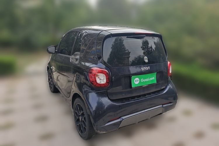 Used smart fortwo 2019 0.9T 66 kW Yufeng Blue Special Edition China V Standard Exterior 3