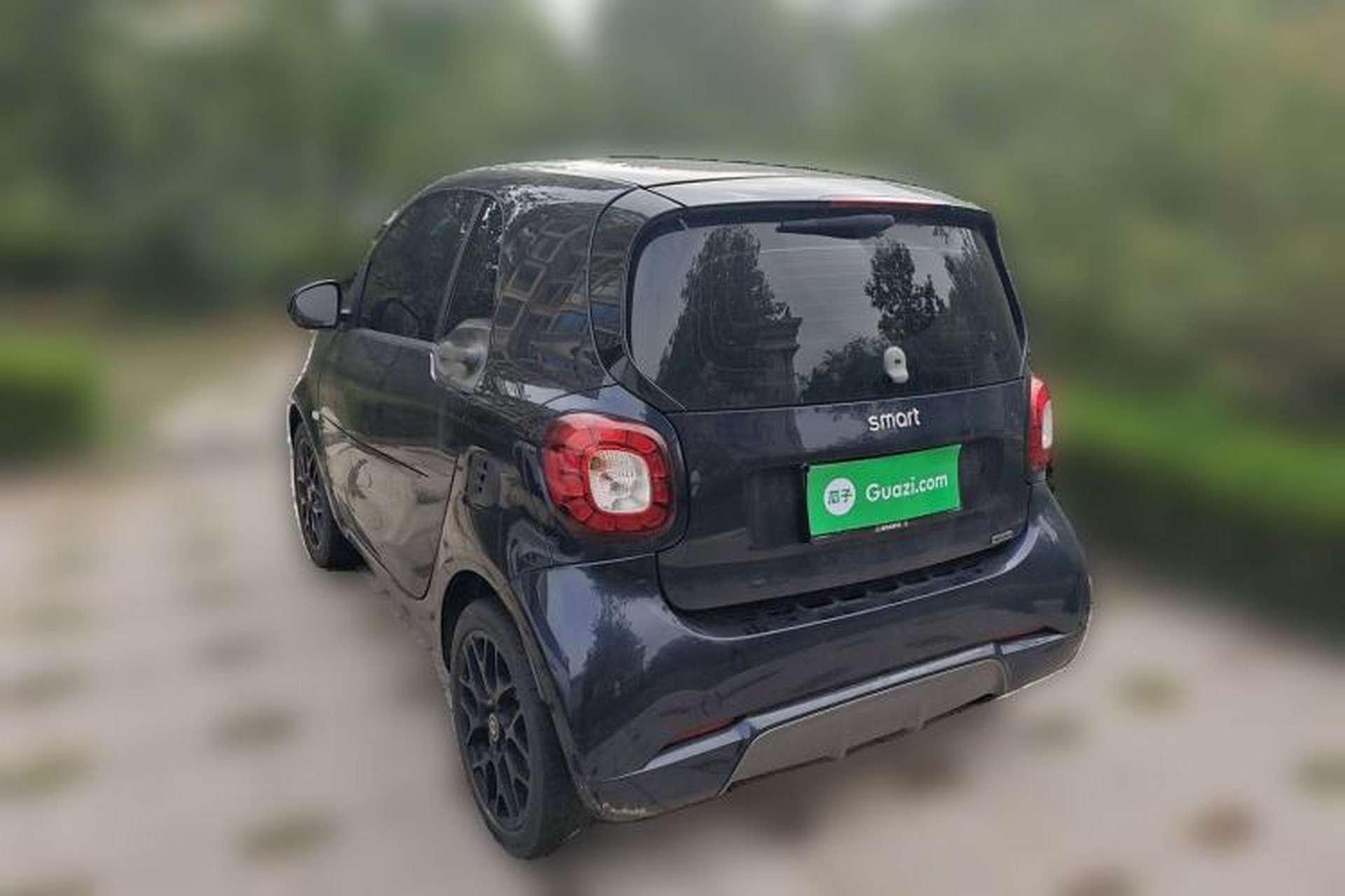 Used smart fortwo 2019 0.9T 66 kW Yufeng Blue Special Edition China V Standard Exterior 3