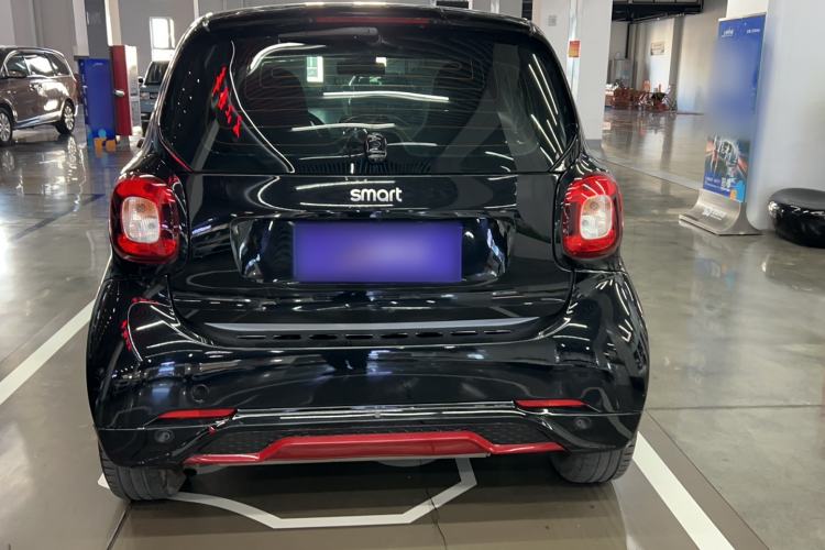 Used smart fortwo 2019 0.9T 66kW Hardtop Wind Power Edition China VI Exterior 4