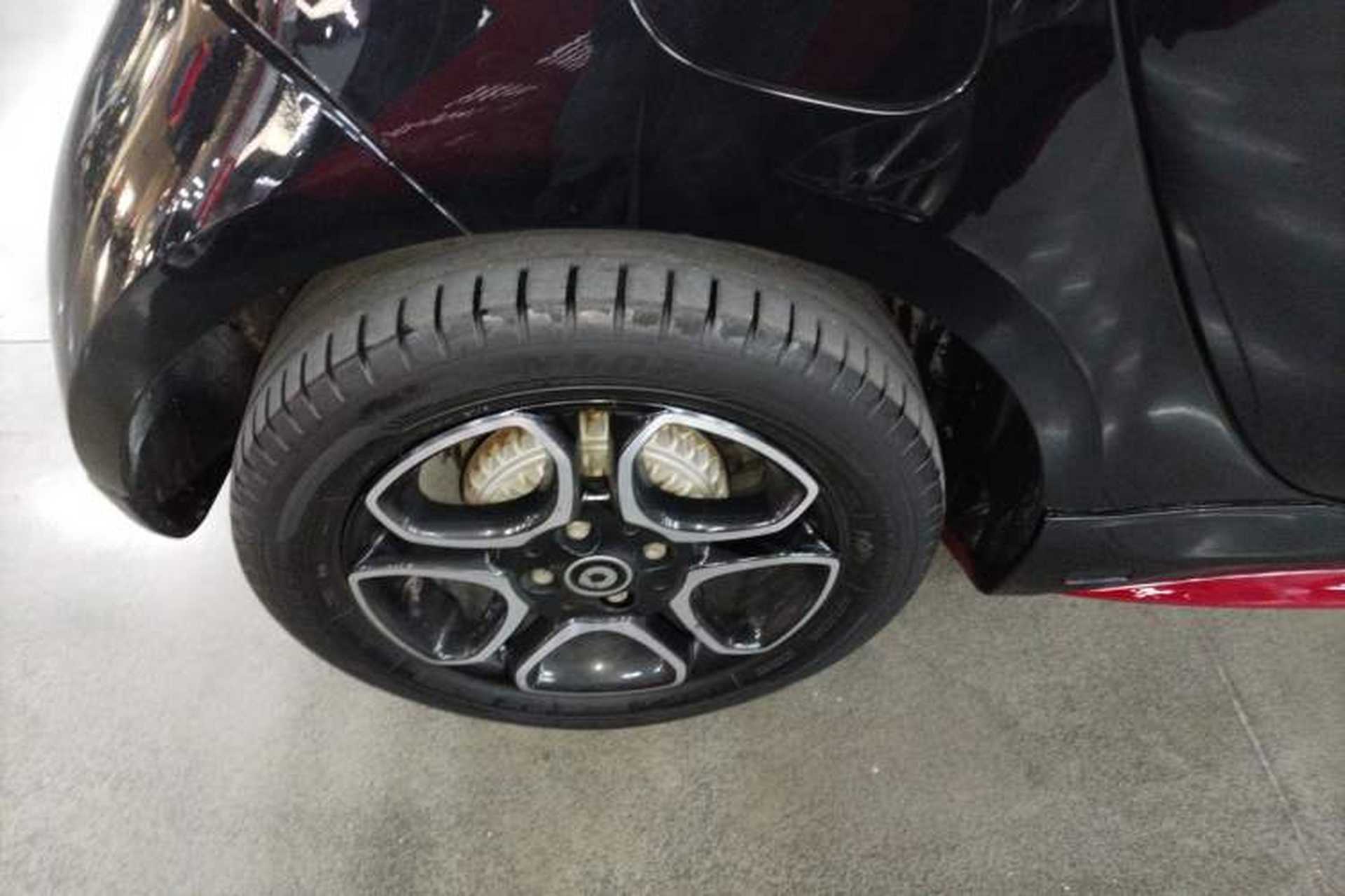 Used smart fortwo 2019 0.9T 66kW Hardtop Wind Power Edition China VI Exterior 5