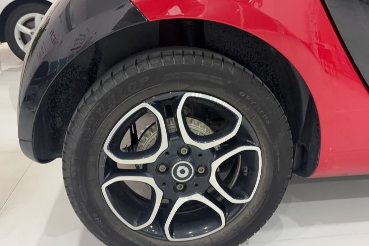 Used smart fortwo 2019 0.9T 66kW Hardtop Engine Version China VI Emission Standard Exterior 6