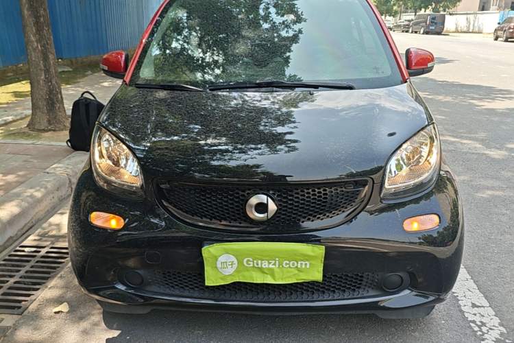 Used smart fortwo 2019 0.9T 66kW Hardtop Wind Power Edition China VI Front