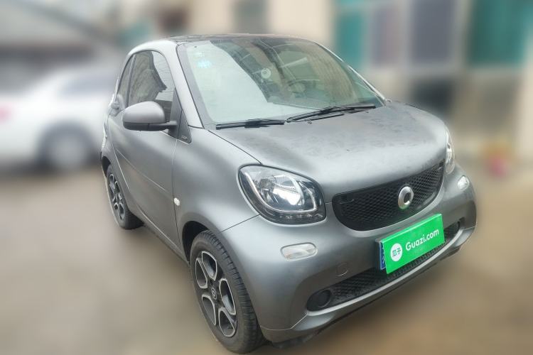 Used smart fortwo 2019 0.9T 66kW Hardtop Wind Power Edition China VI Front Right 45 Deg