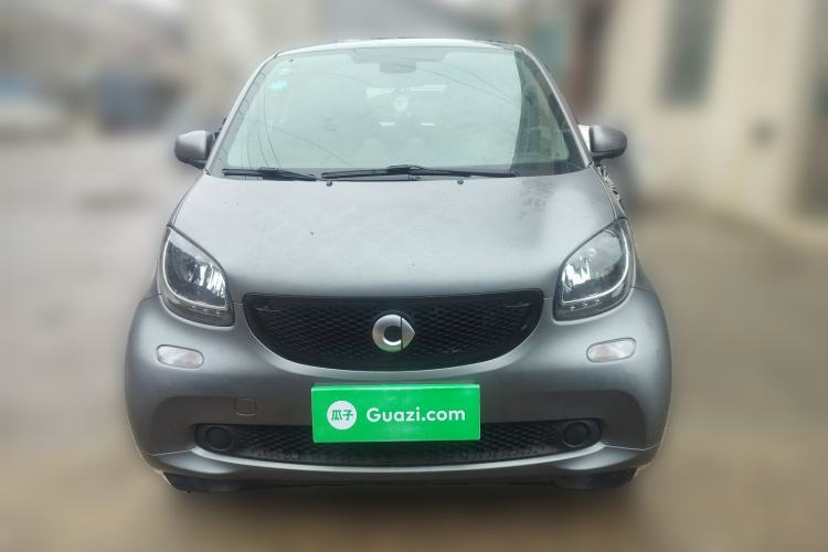 Used smart fortwo 2019 0.9T 66kW Hardtop Wind Power Edition China VI Front