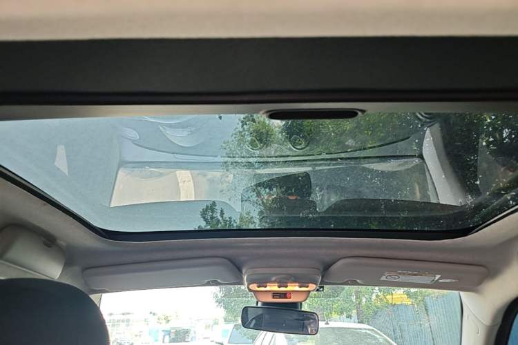 Used smart fortwo 2019 0.9T 66kW Hardtop Wind Power Edition China VI Headliner