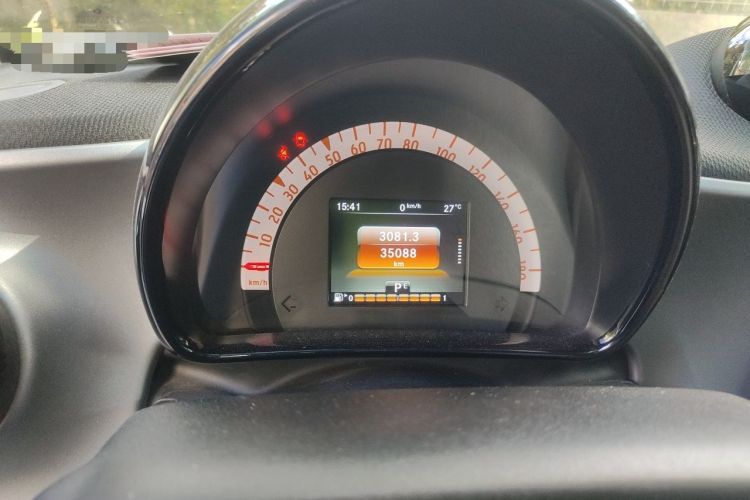 Used smart fortwo 2019 0.9T 66kW Hardtop Wind Power Edition China VI Instrument Cluster