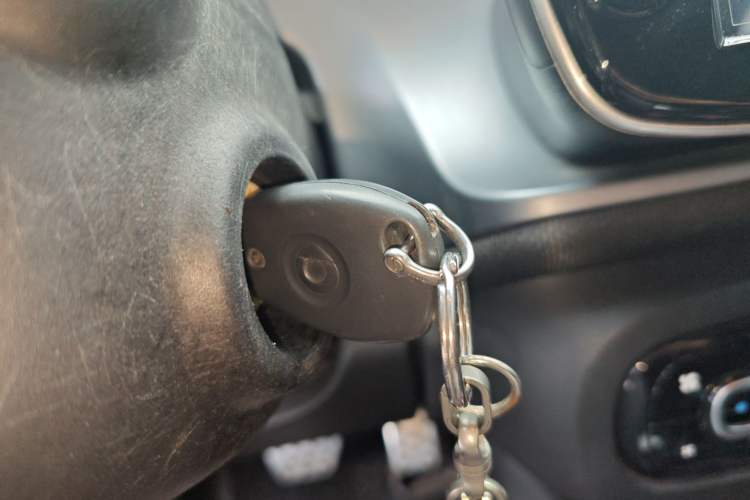 Used smart fortwo 2019 0.9T 66 kW Yufeng Blue Special Edition China V Standard Interior 1