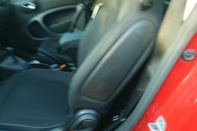Used smart fortwo 2019 0.9T 66kW Hardtop Engine Version China VI Emission Standard Interior 2