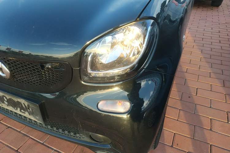 Used smart fortwo 2019 0.9T 66kW Hardtop Engine Version China VI Emission Standard Left Front Headlight