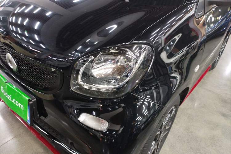Used smart fortwo 2019 0.9T 66kW Hardtop Wind Power Edition China VI Left Front Headlight