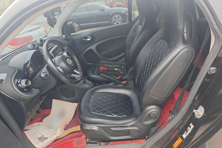 Used smart fortwo 2019 0.9T 66kW Hardtop Pioneer Edition China VI Left Front Seat