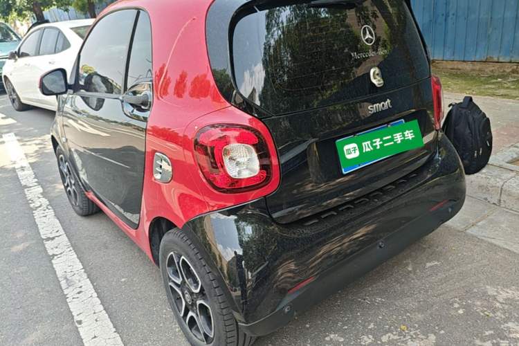Used smart fortwo 2019 0.9T 66kW Hardtop Wind Power Edition China VI Rear Left 45 Deg
