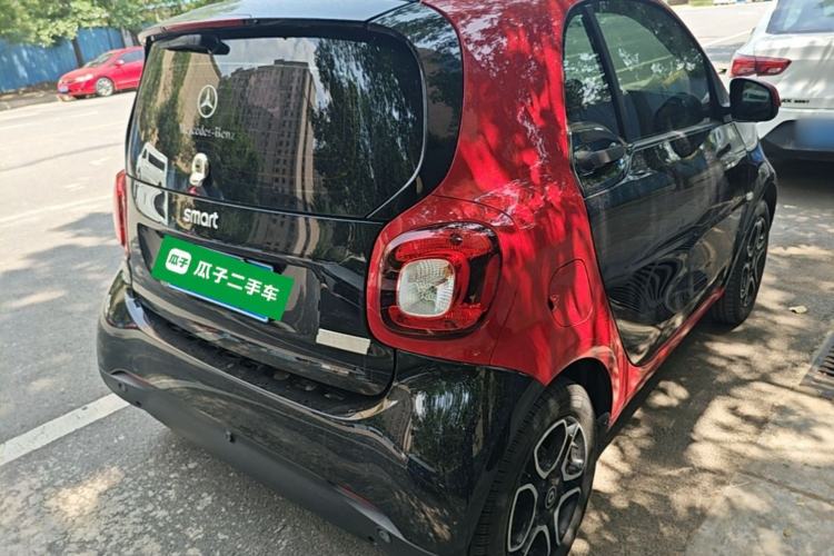 Used smart fortwo 2019 0.9T 66kW Hardtop Wind Power Edition China VI Rear Right 45 Deg