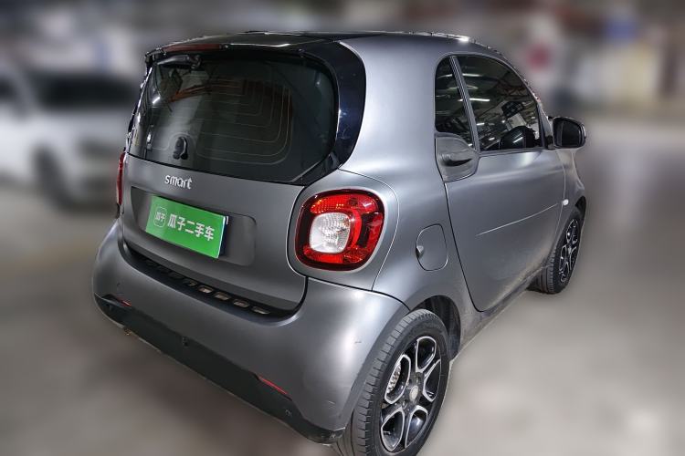 Used smart fortwo 2019 0.9T 66kW Hardtop Engine Version China VI Emission Standard Rear Right 45 Deg