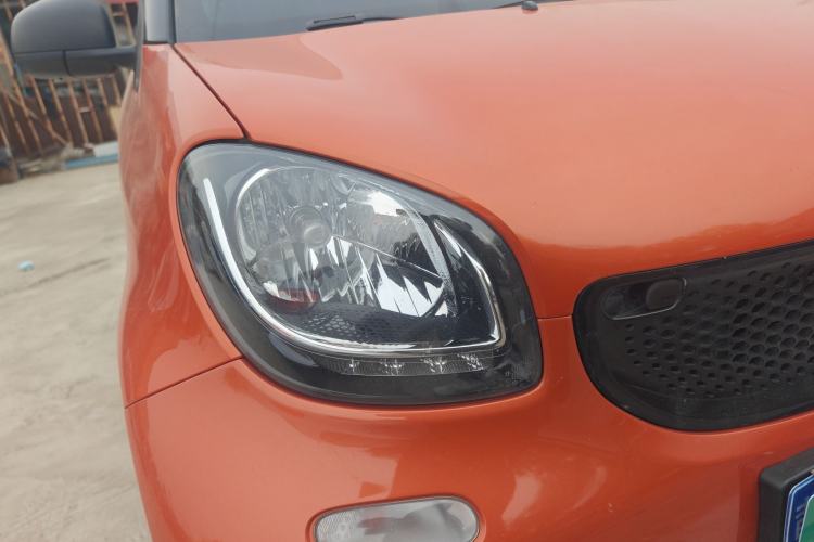 Used smart fortwo 2019 0.9T 66kW Hardtop Pioneer Edition China VI Right Front Headlight
