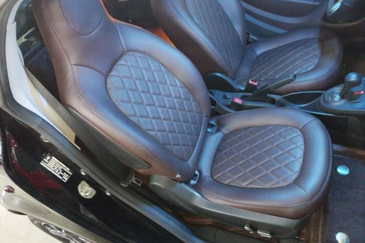 Used smart fortwo 2019 0.9T 66kW Hardtop Wind Power Edition China VI Right Front Seat