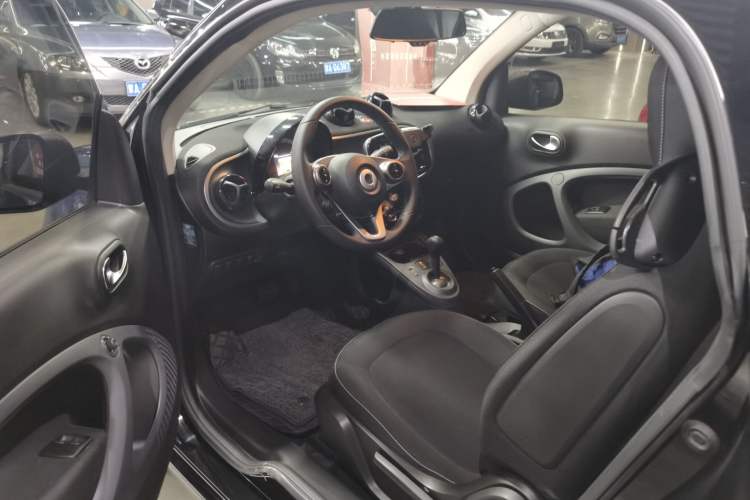 Used smart fortwo 2019 0.9T 66kW Hardtop Wind Power Edition China VI Driver Seat