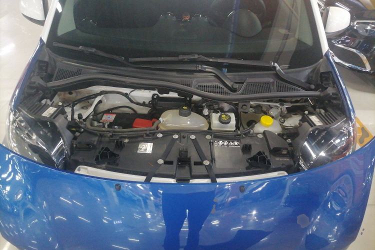 Used smart fortwo 2019 0.9T 66kW Hardtop Wind Power Edition China VI Engine Bay