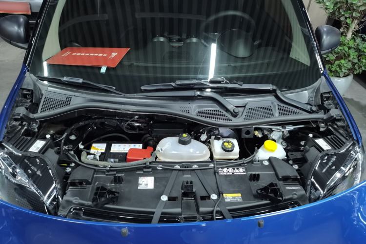 Used smart fortwo 2019 0.9T 66kW Hardtop Wind Power Edition China VI Engine Bay