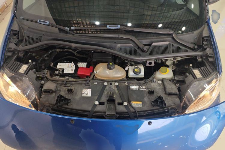 Used smart fortwo 2019 0.9T 66kW Hardtop Wind Power Edition China VI Engine Bay