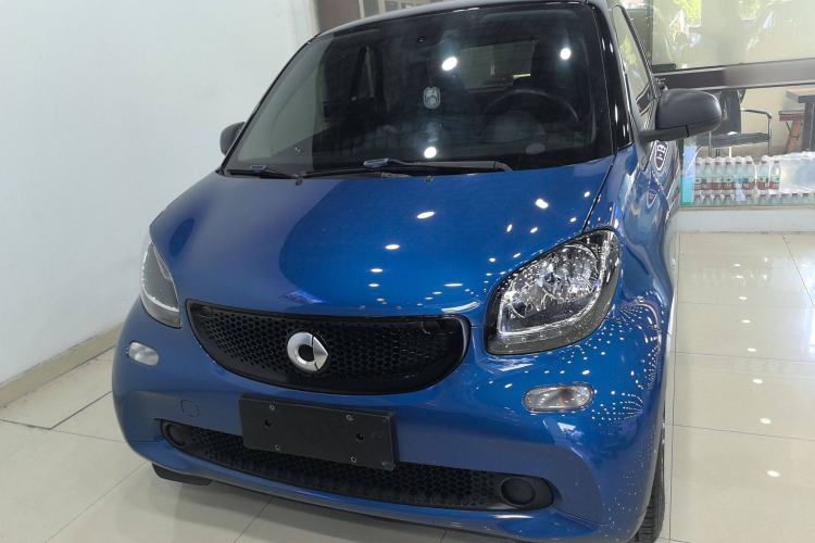 Used smart fortwo 2019 0.9T 66kW Hardtop Wind Power Edition China VI Exterior 1