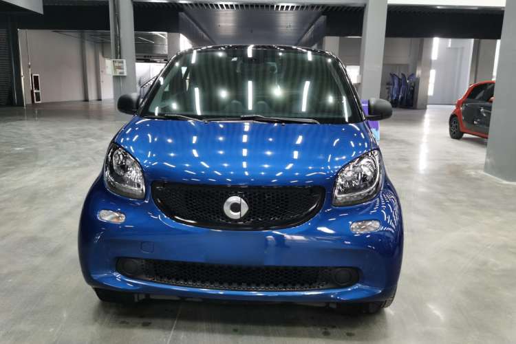 Used smart fortwo 2019 0.9T 66kW Hardtop Wind Power Edition China VI Exterior 1