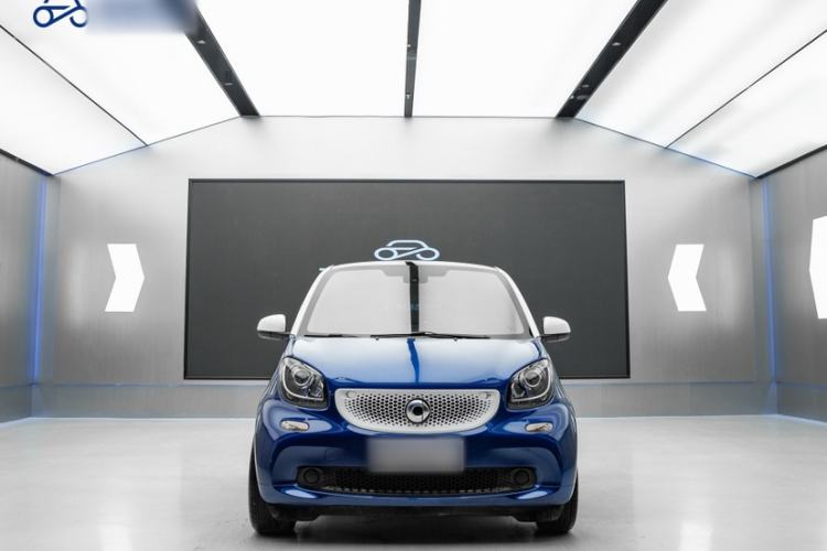 Used smart fortwo 2019 0.9T 66kW Hardtop Wind Power Edition China VI Exterior 1