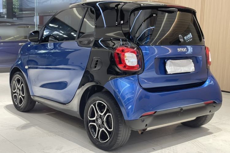 Used smart fortwo 2019 0.9T 66kW Hardtop Wind Power Edition China VI Exterior 2