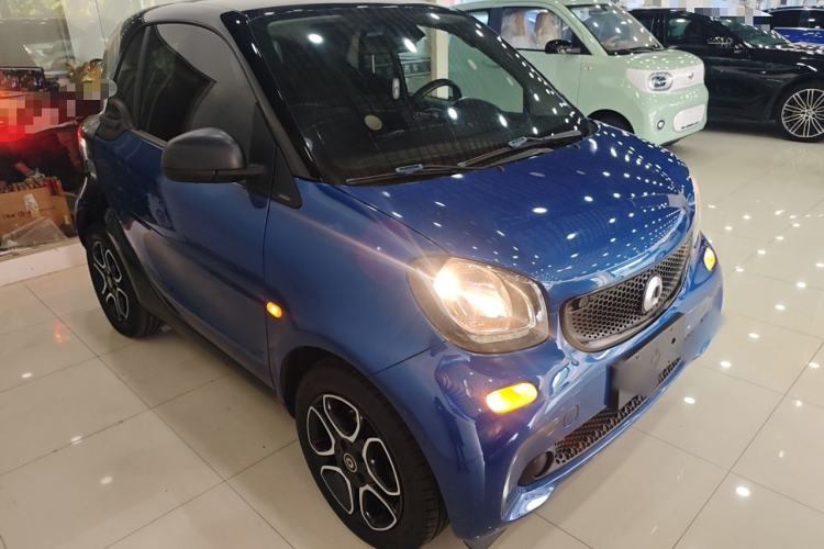 Used smart fortwo 2019 0.9T 66kW Hardtop Wind Power Edition China VI Exterior 2