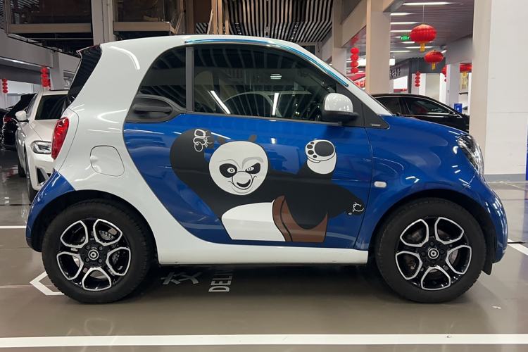 Used smart fortwo 2019 0.9T 66kW Hardtop Wind Power Edition China VI Exterior 2