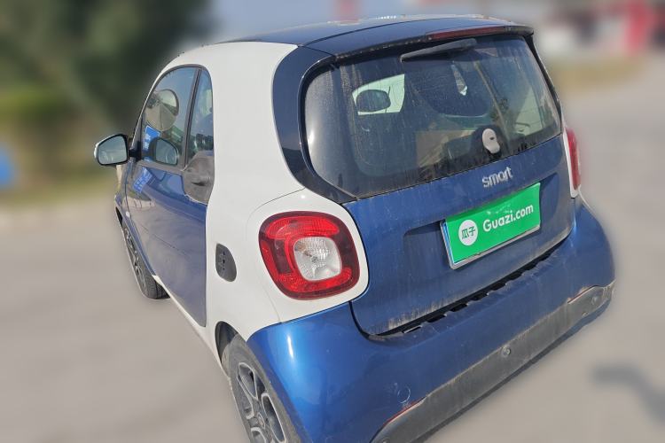Used smart fortwo 2019 0.9T 66kW Hardtop Wind Power Edition China VI Exterior 3