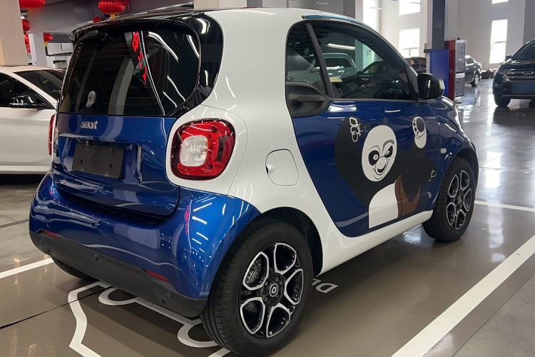 Used smart fortwo 2019 0.9T 66kW Hardtop Wind Power Edition China VI Exterior 3