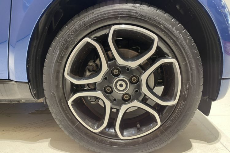 Used smart fortwo 2019 0.9T 66kW Hardtop Wind Power Edition China VI Exterior 5